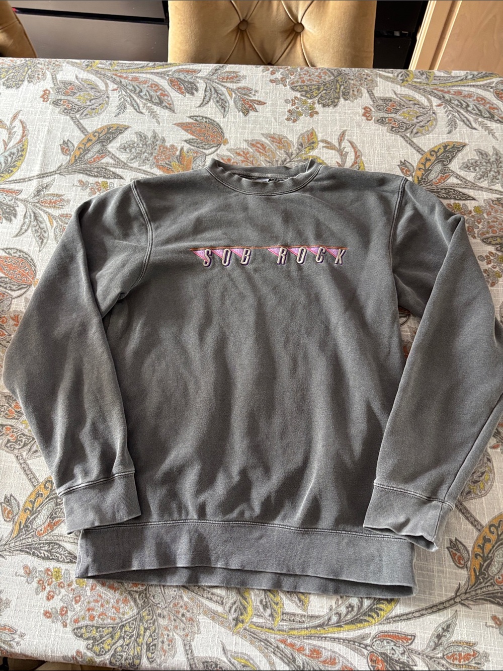Independent SOB ROCK Women's Gray Pullover Crewneck Sweatshirt-S
